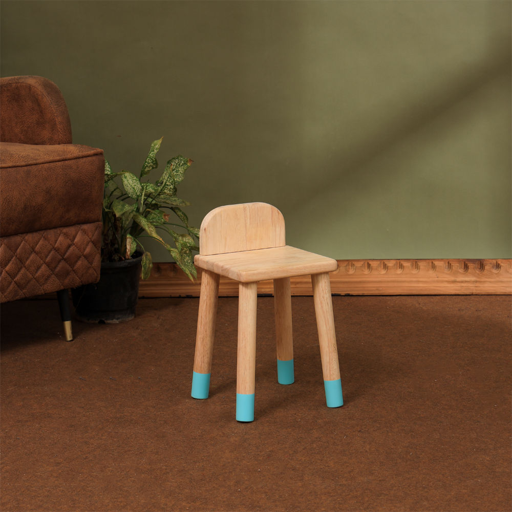 Wooden Stool 010